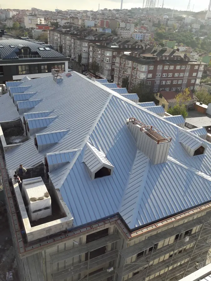 TOKİ Üsküdar Konut Metal Kenet Çatı çatı uygulaması